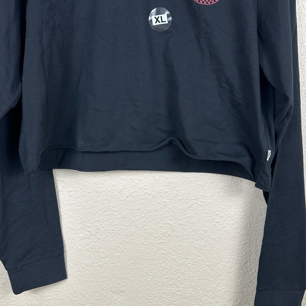 Vans Wind It Cropped Rainbow Graphic Long Sleeve Top Size X-Large Women - Picture 6 of 12